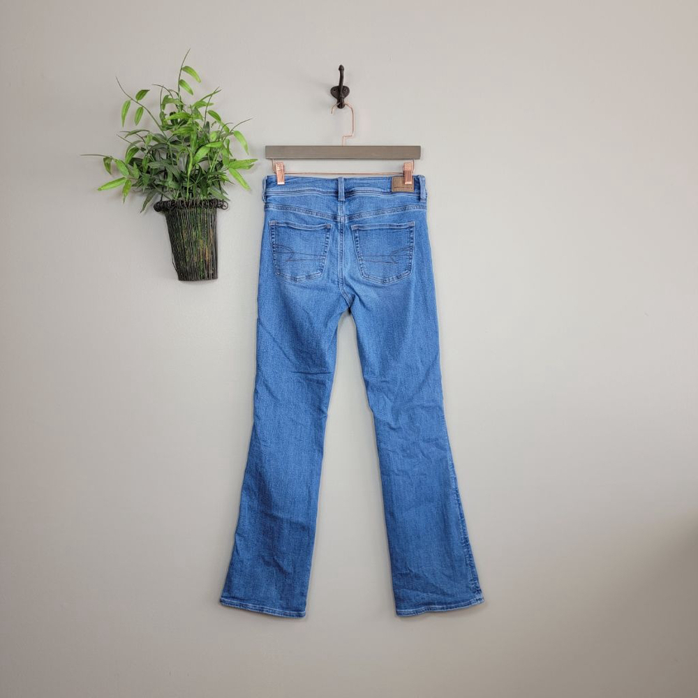 American Eagle Kick Boot Bootcut Jeans Mid Rise Medium Blue Wash Flare AE 4 - Picture 9 of 11